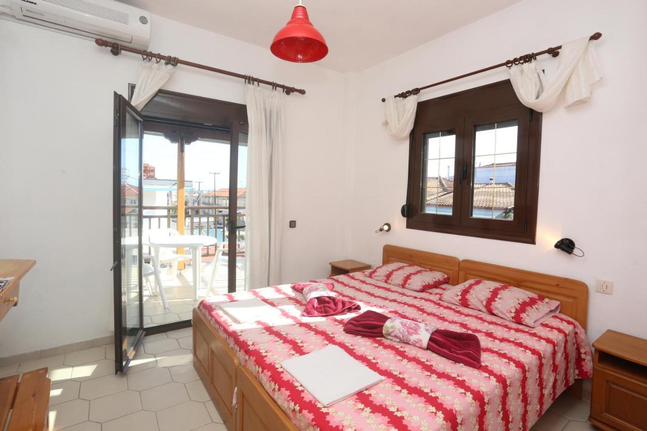Apartments Villa Castor Pefkochori Bagian luar foto