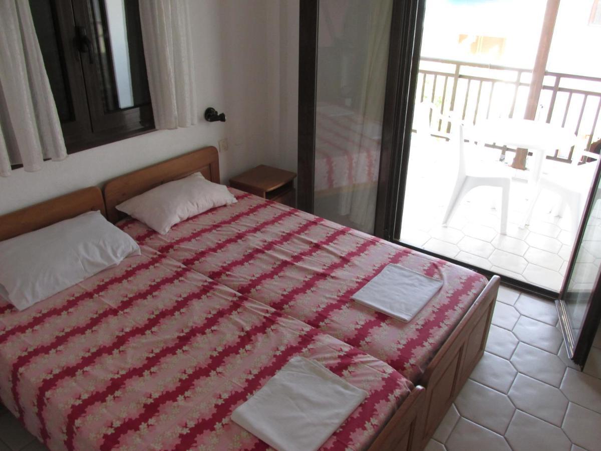 Apartments Villa Castor Pefkochori Bagian luar foto